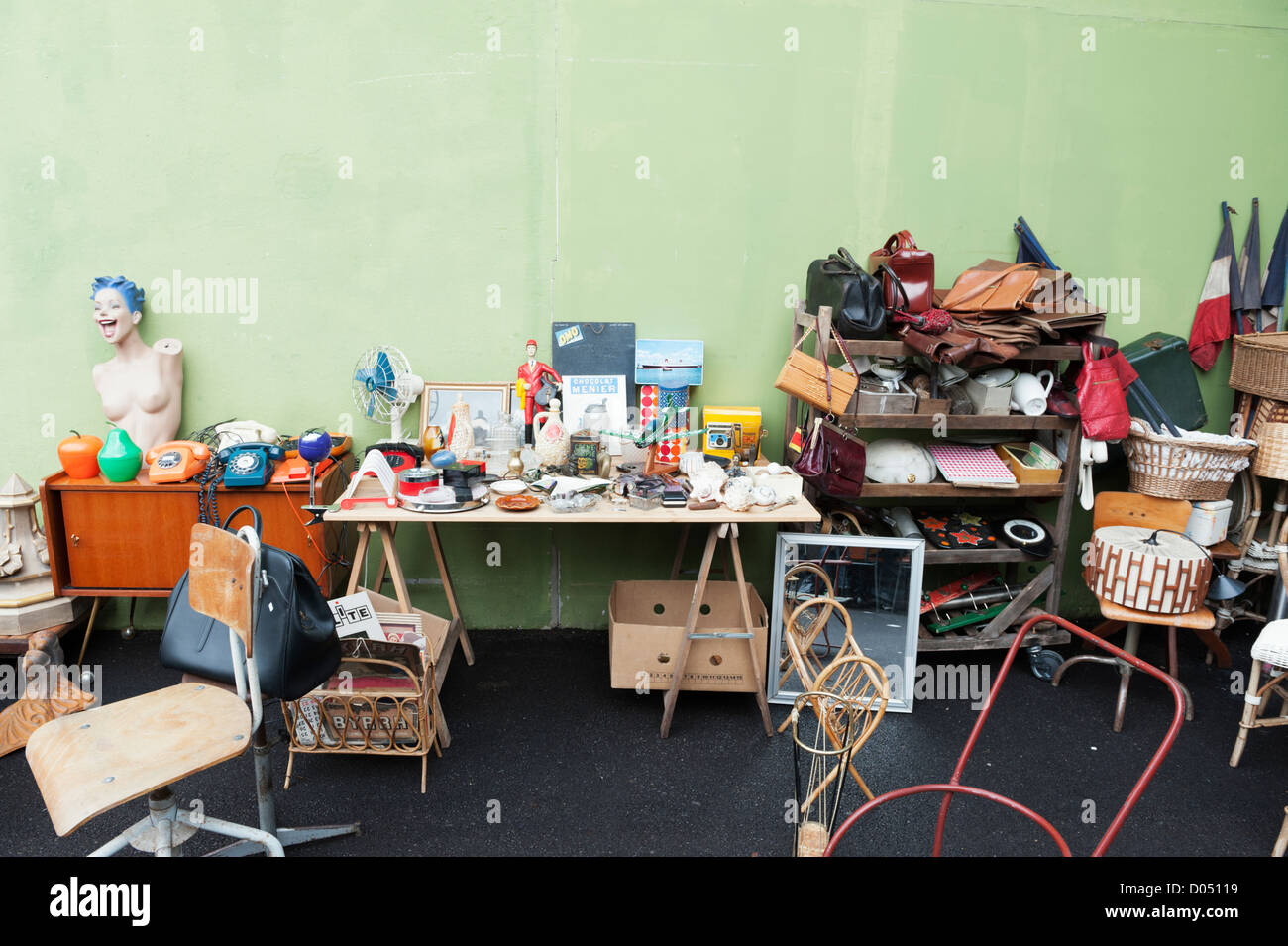 Marché aux Puces (flea market) at StOuen near to Clignancourt in the
