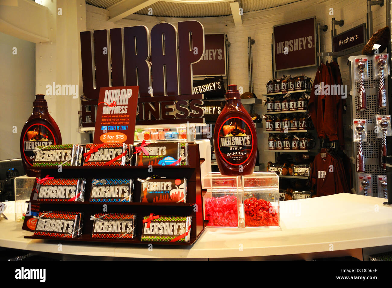 Hersheys chocolate store new york hi-res stock photography and