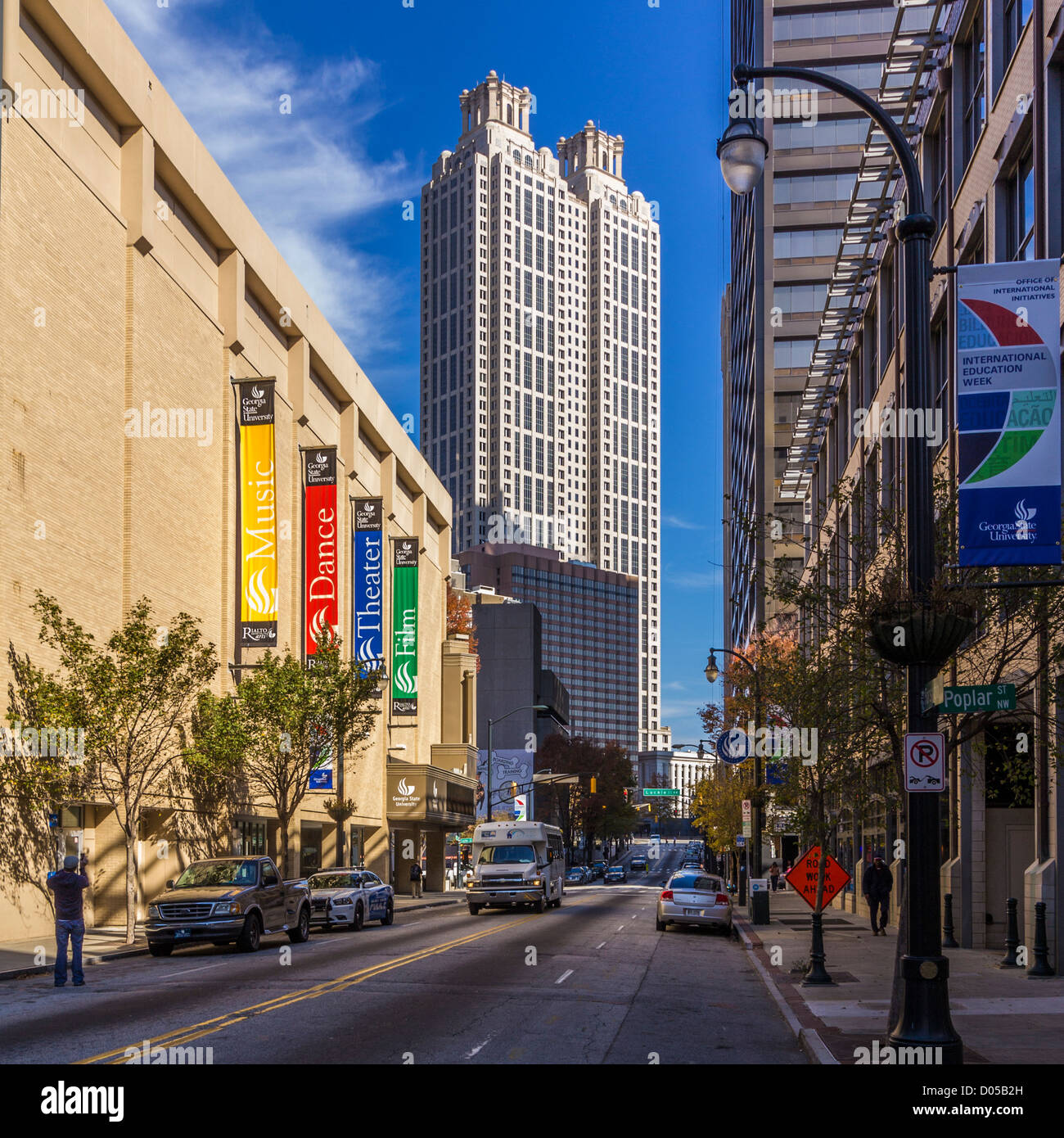 Peachtree street hires stock photography and images Alamy