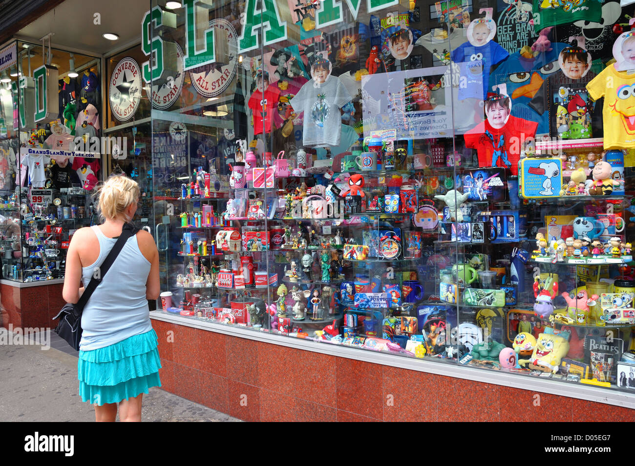 Souvenir store, New York City, USA Stock Photo Alamy