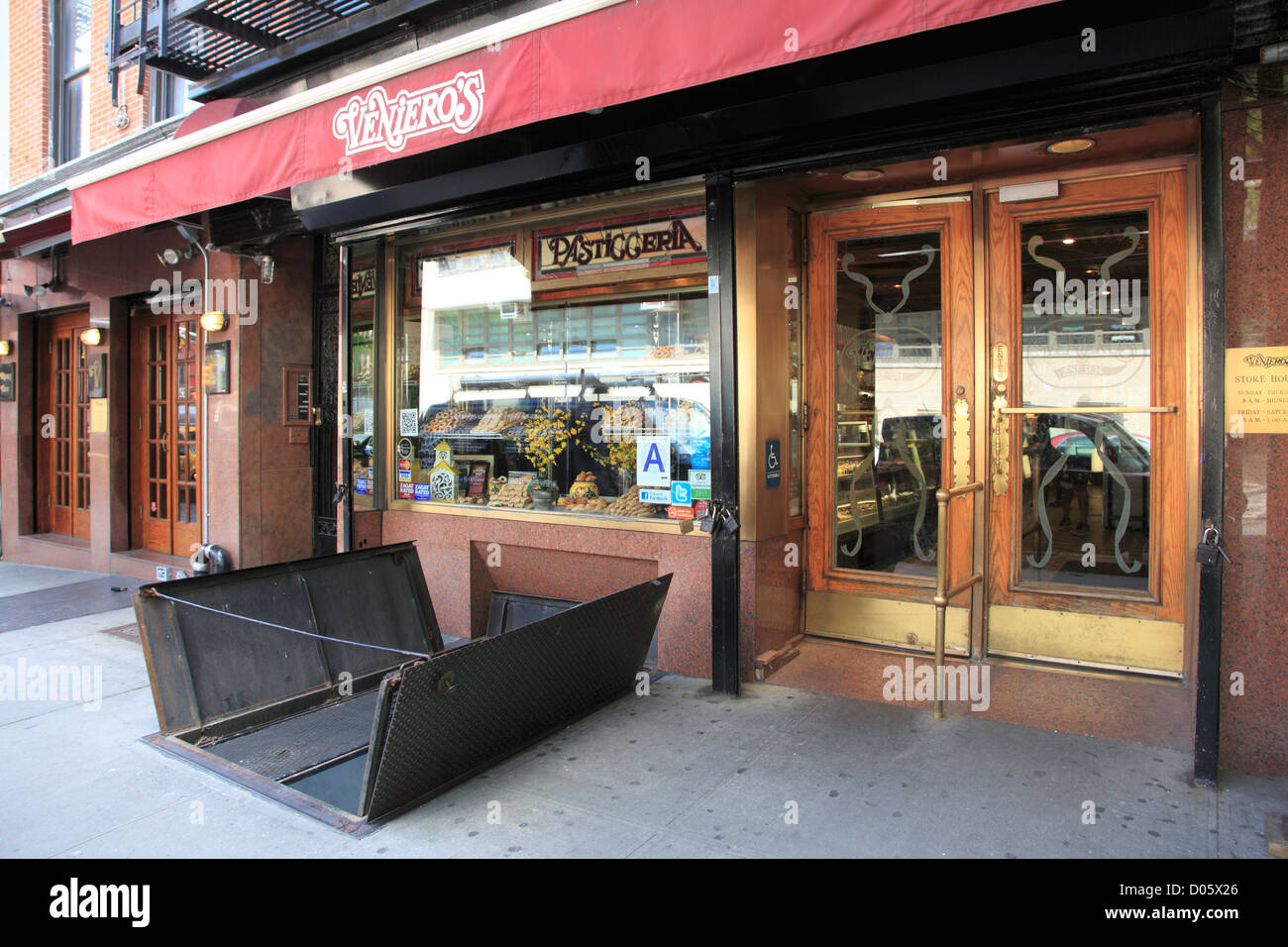 Veniero Bakery, East Village, Manhattan, New York City, USA Stock Photo