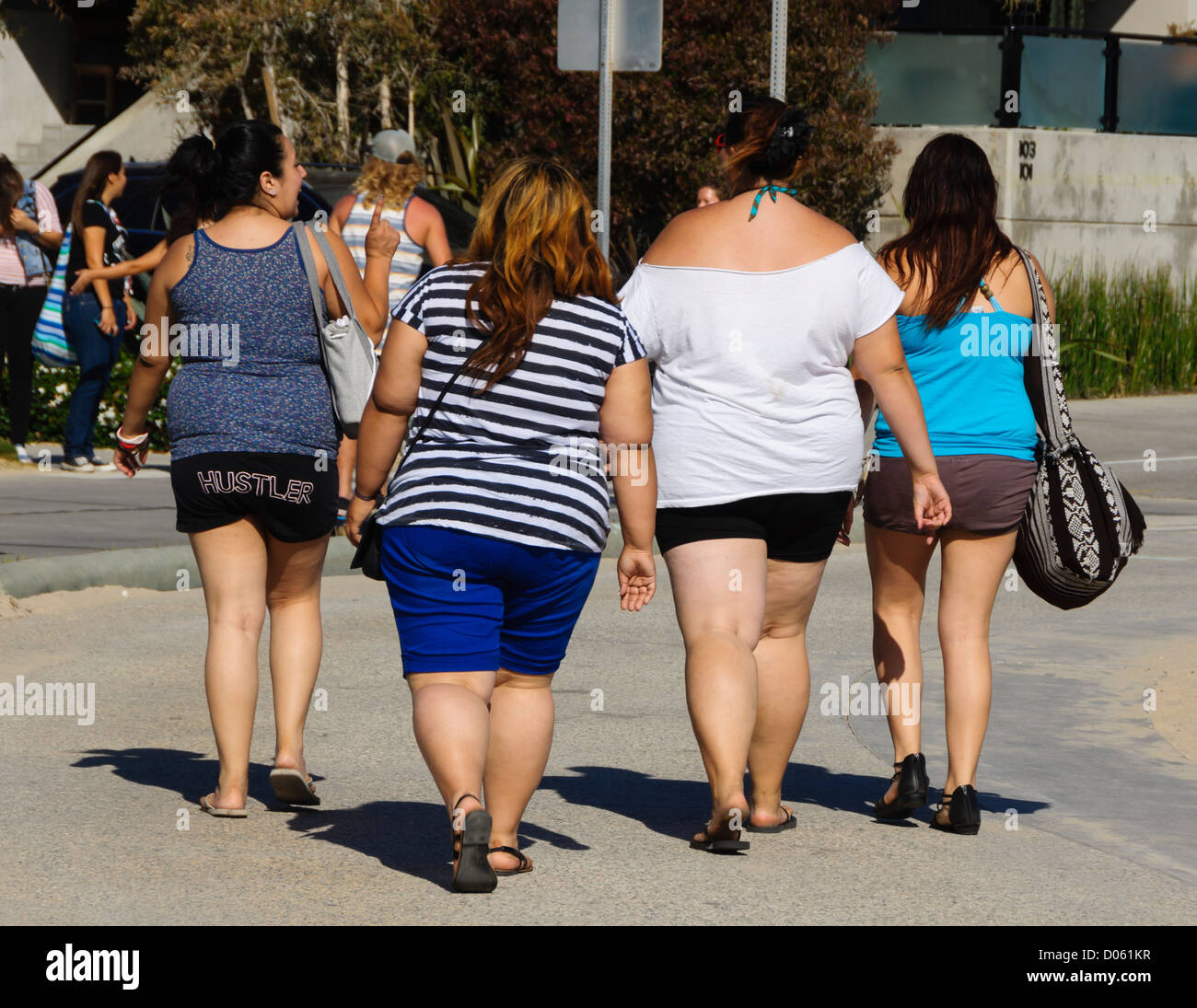 Fat women walking usa hi-res stock photography and images - Alamy