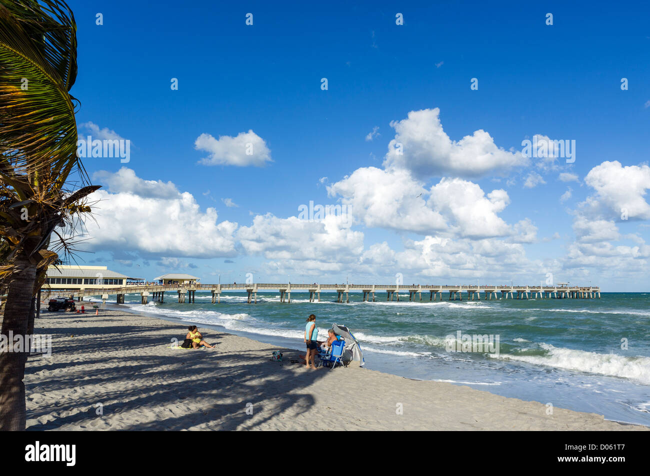 Dania Beach pier, near Fort Lauderdale, Broward County, Gold Coast, Florida, USA Stock Photo