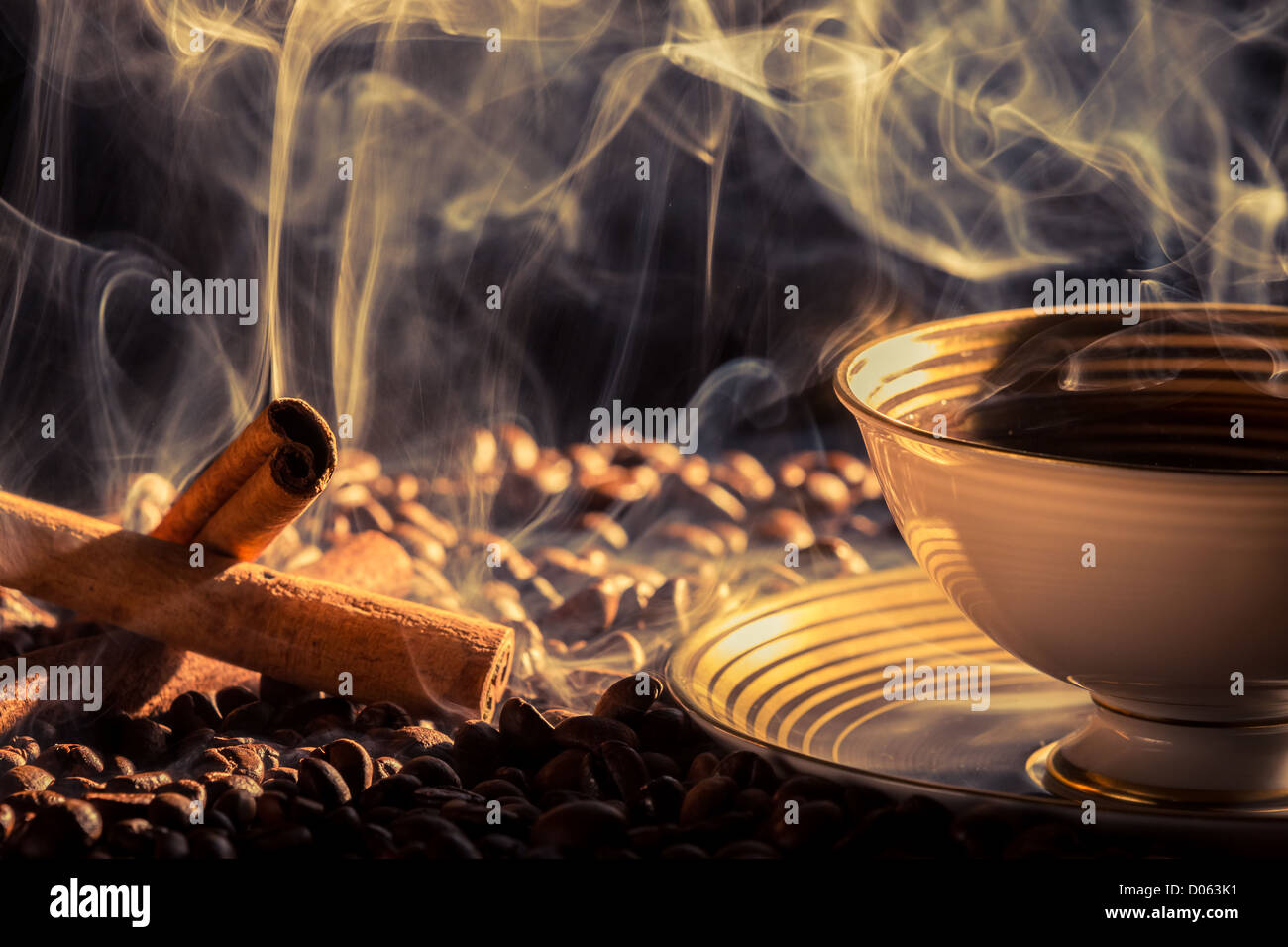 Cinnamon flavor of brewed coffee Stock Photo Alamy