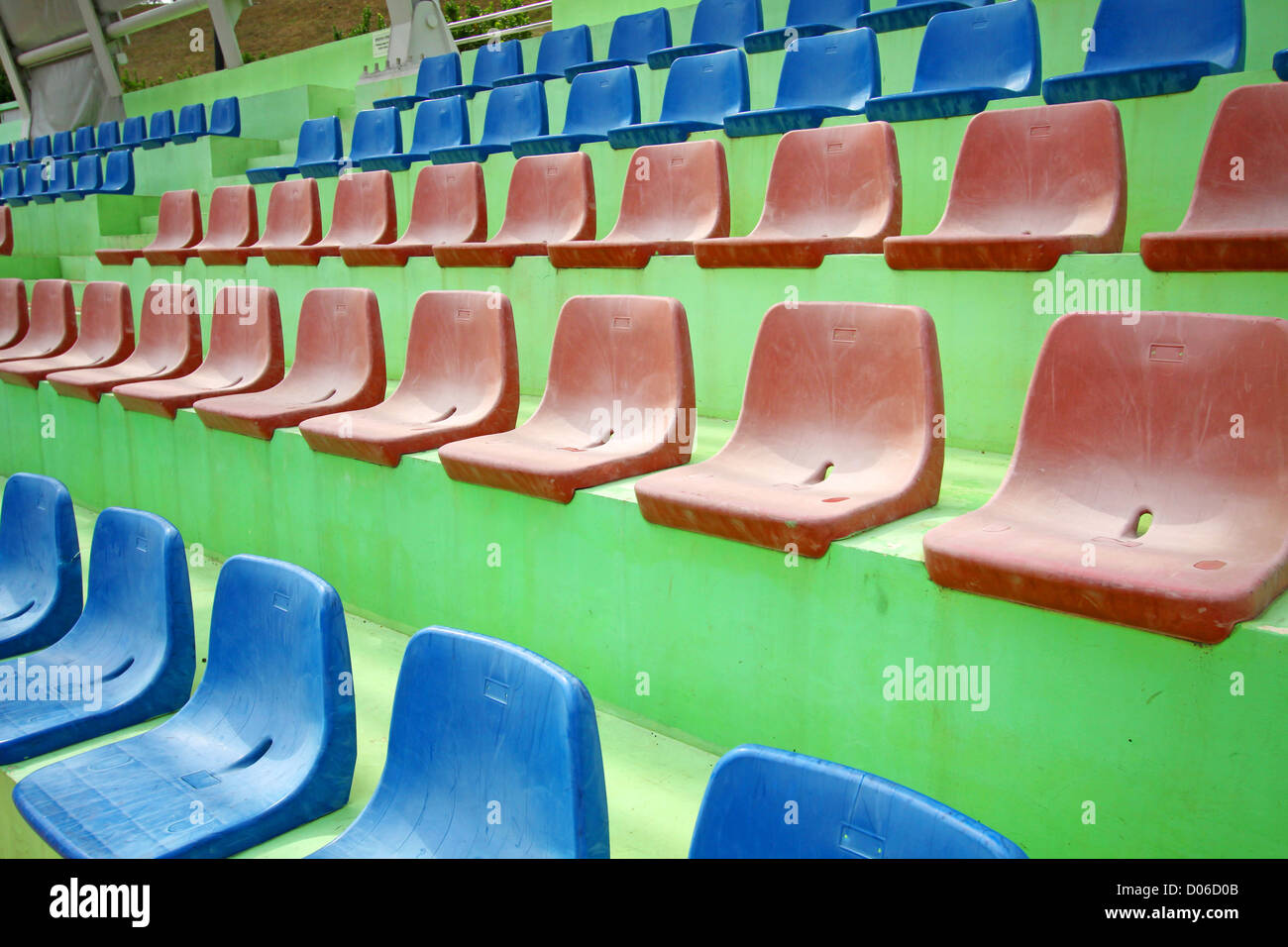 Stadium audience ball hi-res stock photography and images - Alamy