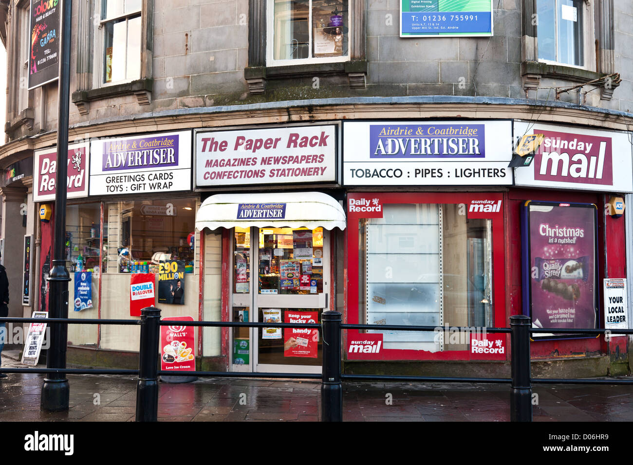 Corner Shop Uk Stock Photos & Corner Shop Uk Stock Images Alamy