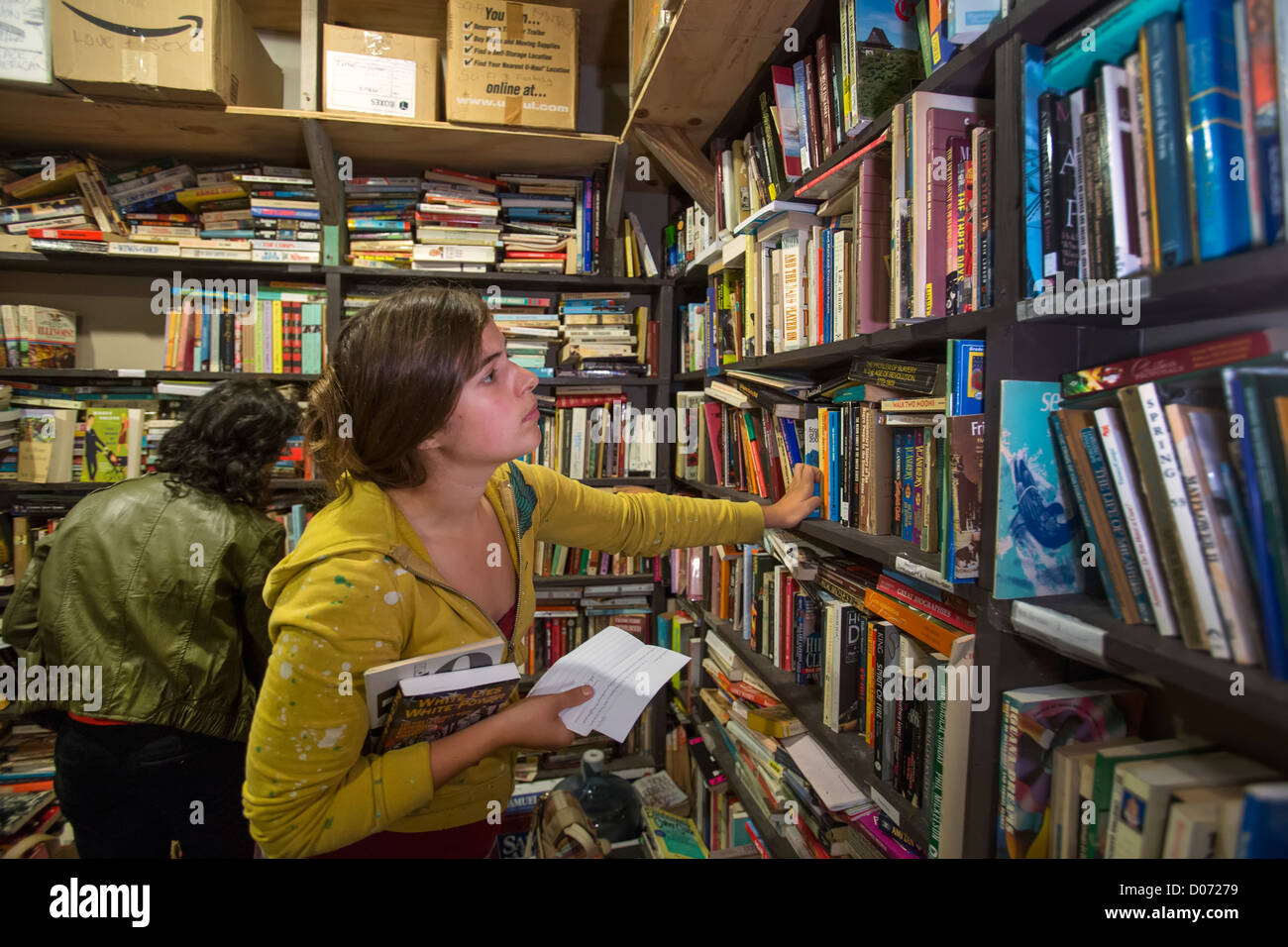 Volunteers at Louisiana Books 2 Prisoners select books to send to