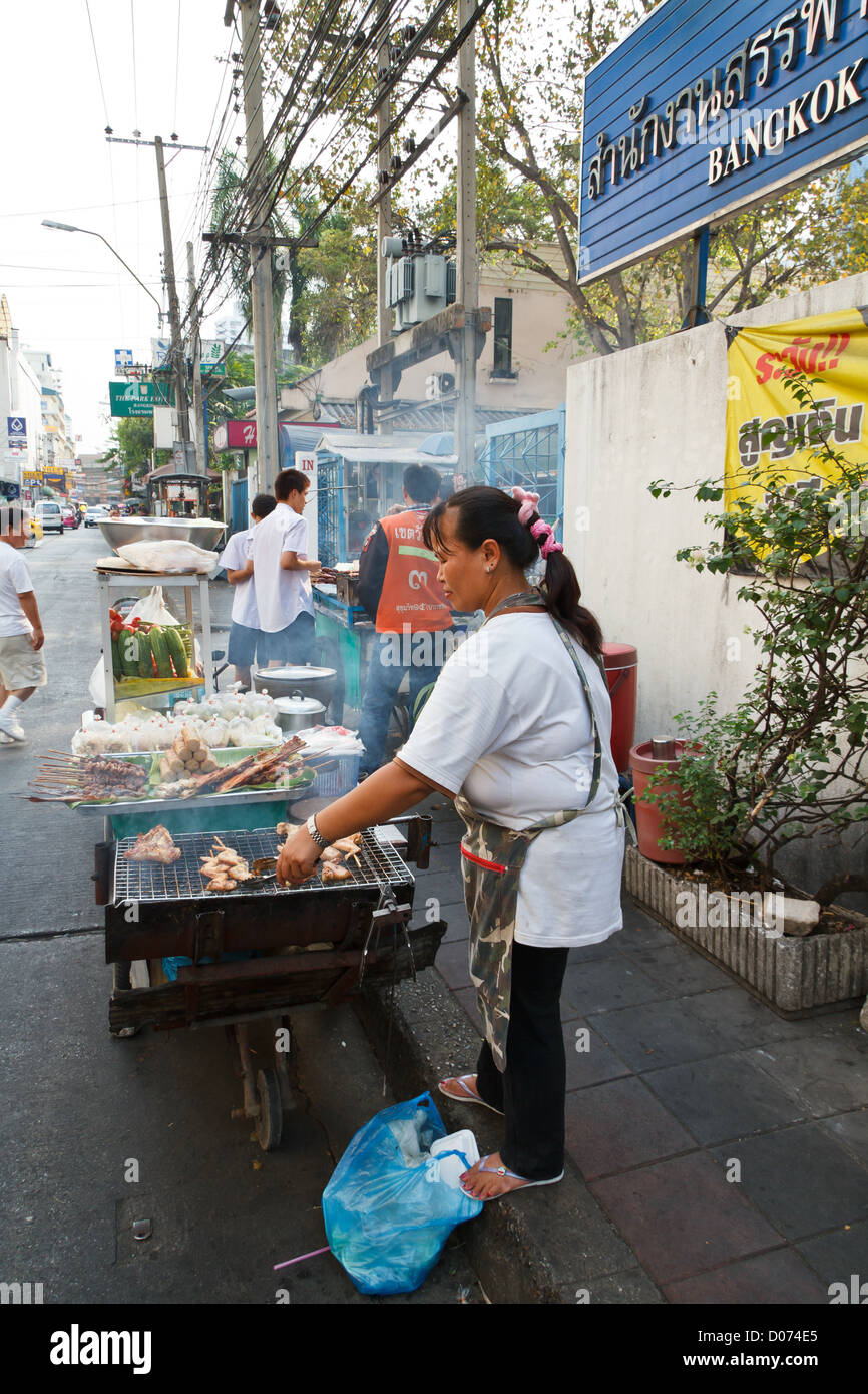 Sale of typical Street Food in Bangkok, Thailand Stock Photo - Alamy