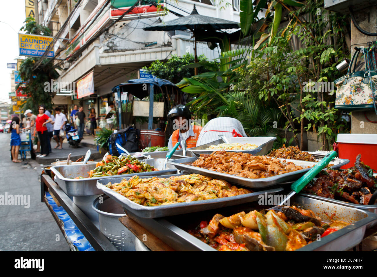 Sale of typical Street Food in Bangkok, Thailand Stock Photo - Alamy