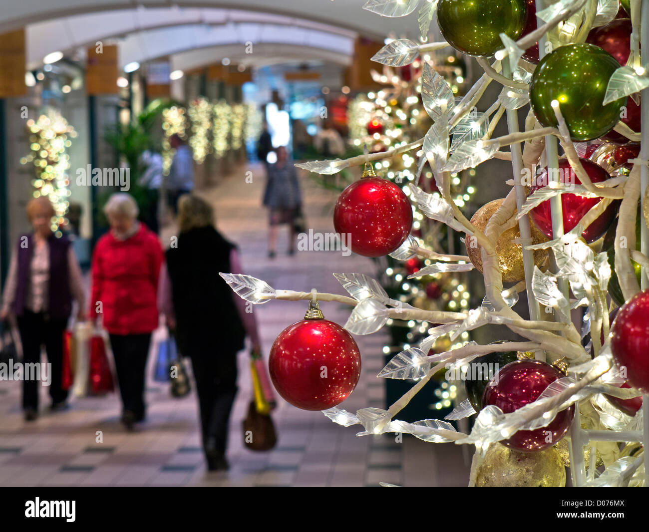 Guildford christmas shopping hours