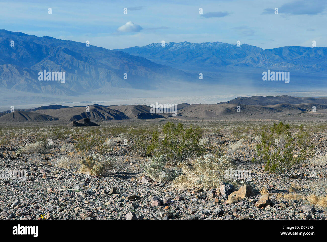 Mountains and the landscape in Death Valley Stock Photo - Alamy