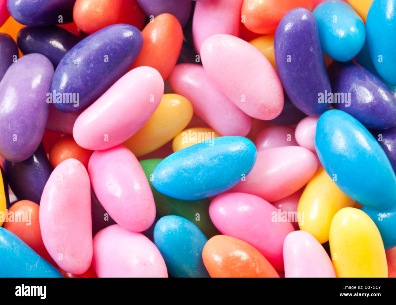 Purple jelly beans hi-res stock photography and images - Alamy