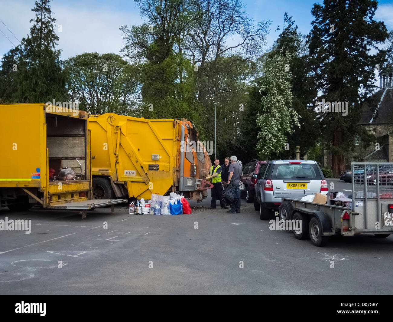 Drop off point for large items and waste to be recycled, Saturday