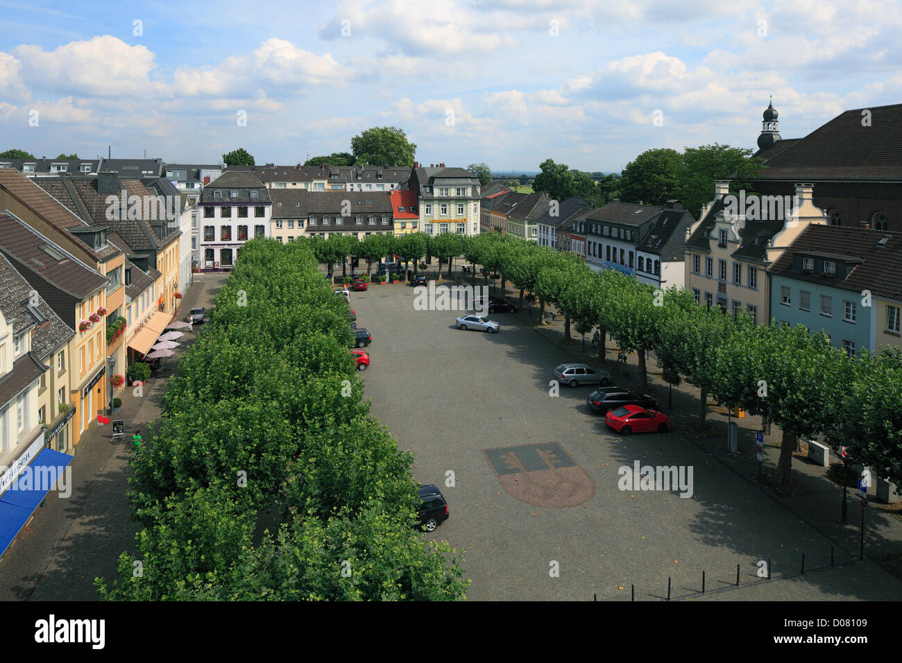 Marktplatz und Altes Rathaus in Krefeld-Uerdingen, Niederrhein, Nordrhein-Westfalen Stock Photo