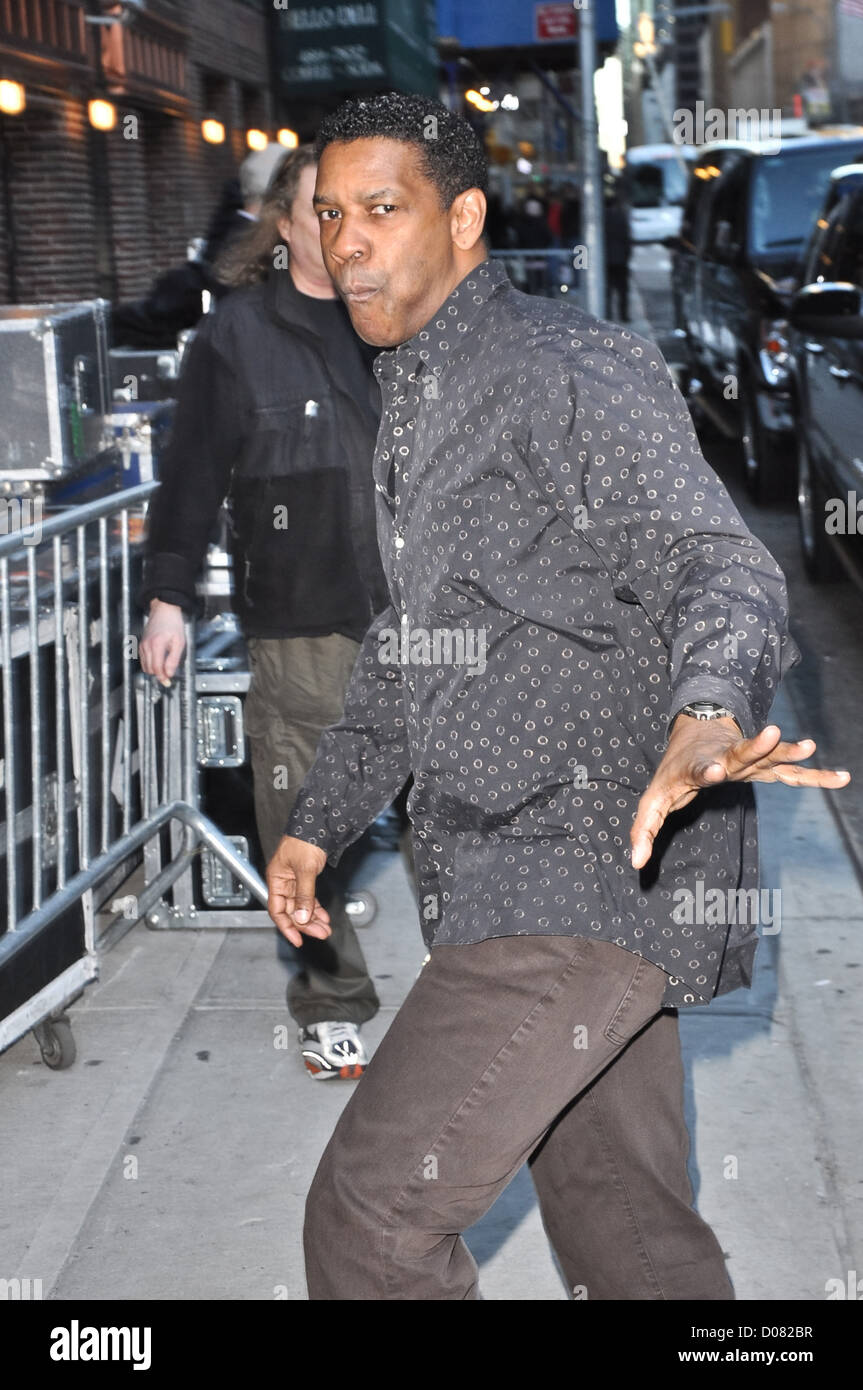 Denzel Washington arrives at the Ed Sullivan Theater for 'The Late Show ...