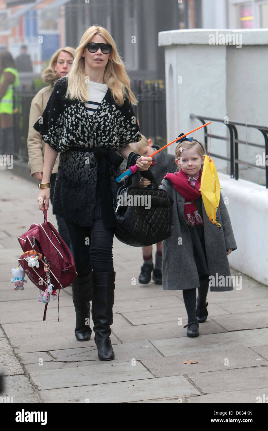 Claudia schiffer chanel hi-res stock photography and images - Alamy