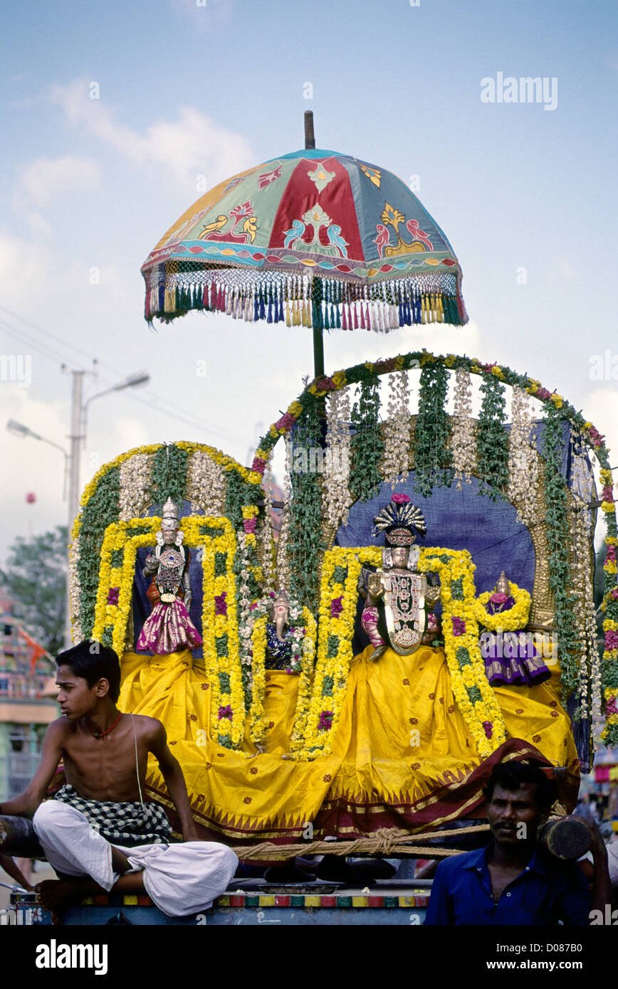 Tamil tamil nadu tamilnadu vertical mahamagam hi-res stock photography ...