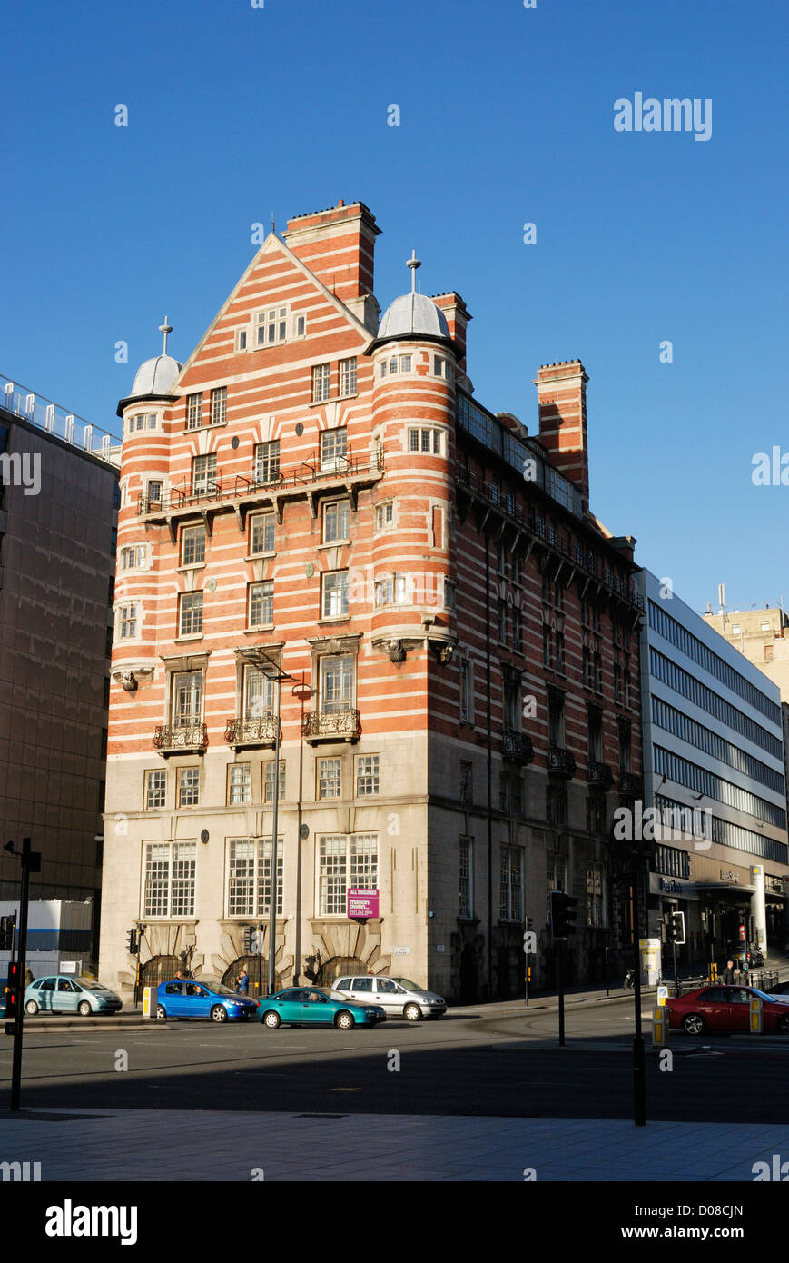 Albion House, known locally as the White Star building, is a grade 2