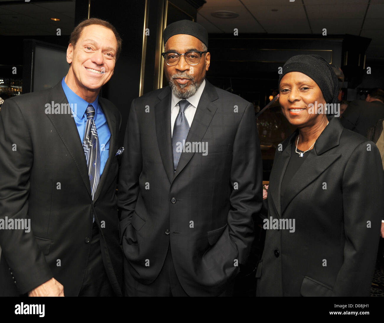 Joe Piscopo with Kenny and Faatimah Gamble Jefferson Medical College hosts the nd annual Men's Event Philadelphia USA Stock Photo