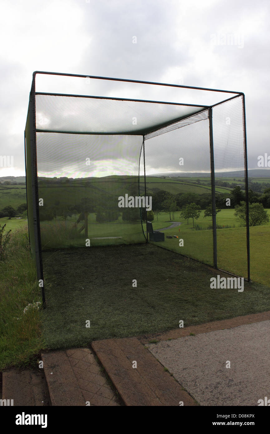 Golf practice net Stock Photo - Alamy