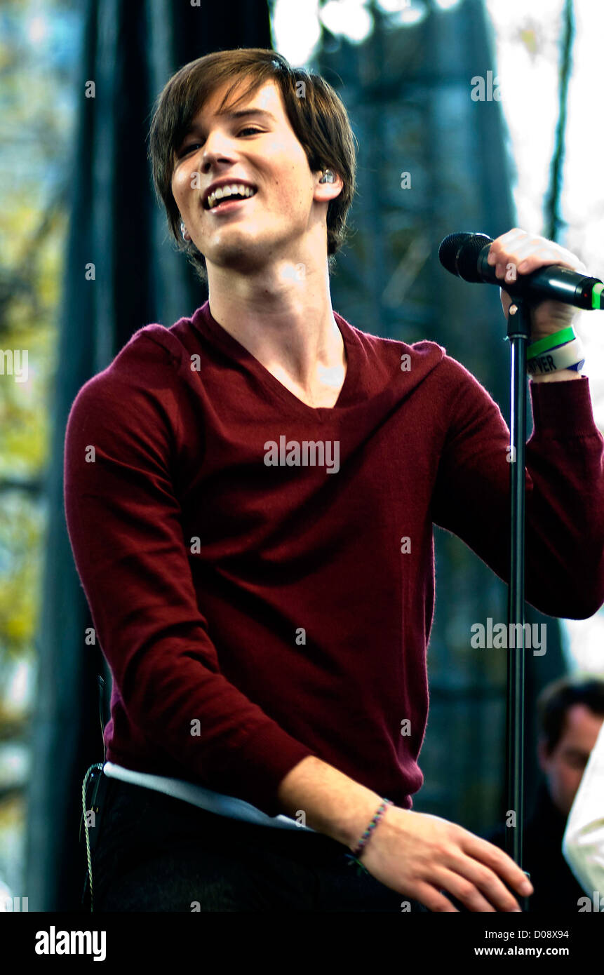 Zach porter hi-res stock photography and images - Alamy
