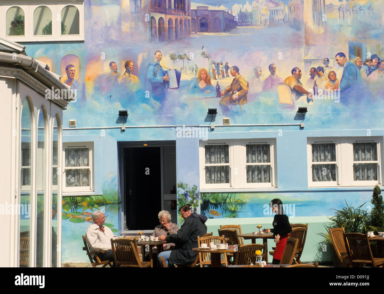 guernsey la patisserie mural st peter port Stock Photo Alamy
