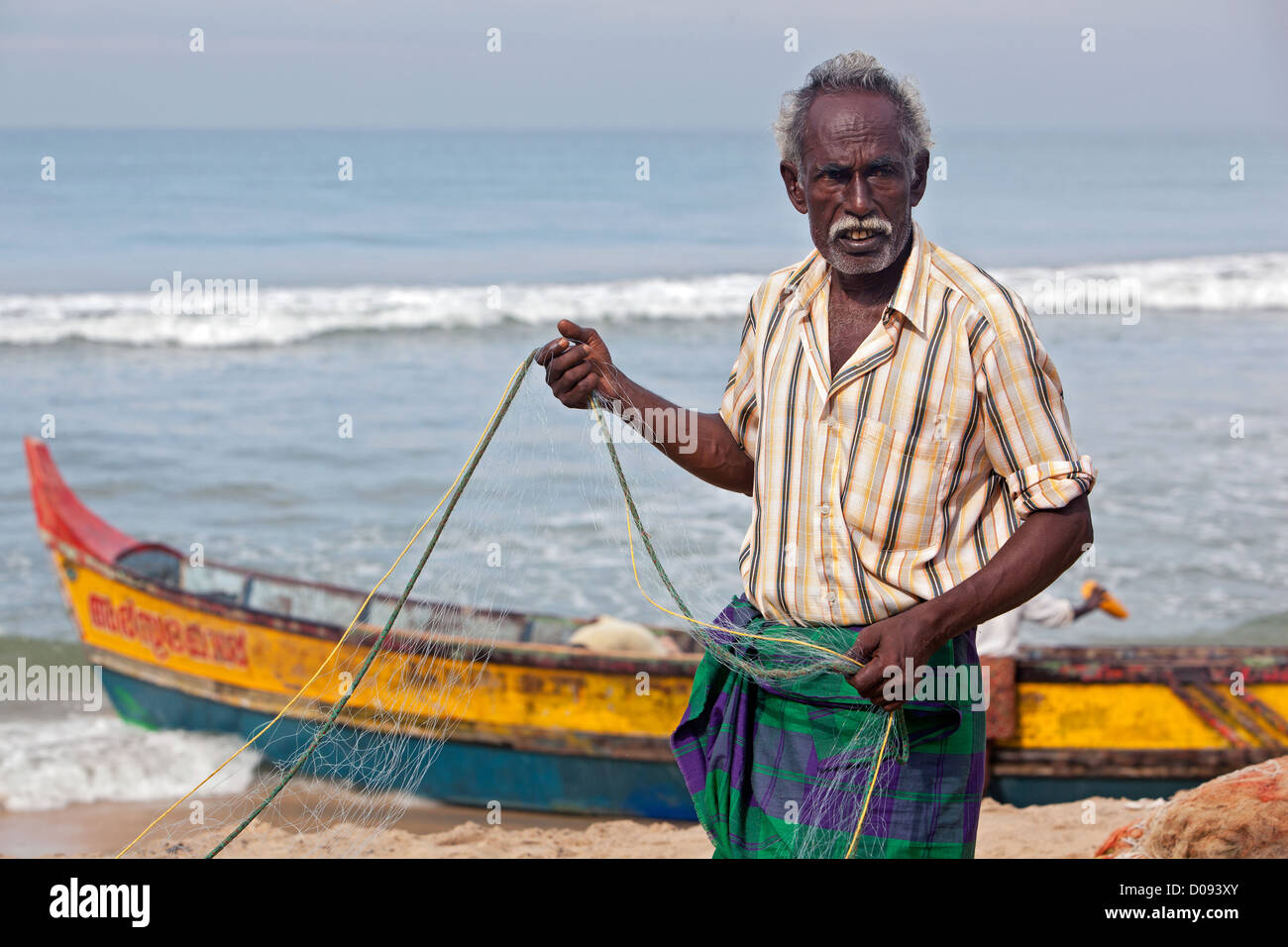 FISHERMAN FROM EDAVA KERALA SOUTHERN INDIA ASIA Stock Photo - Alamy