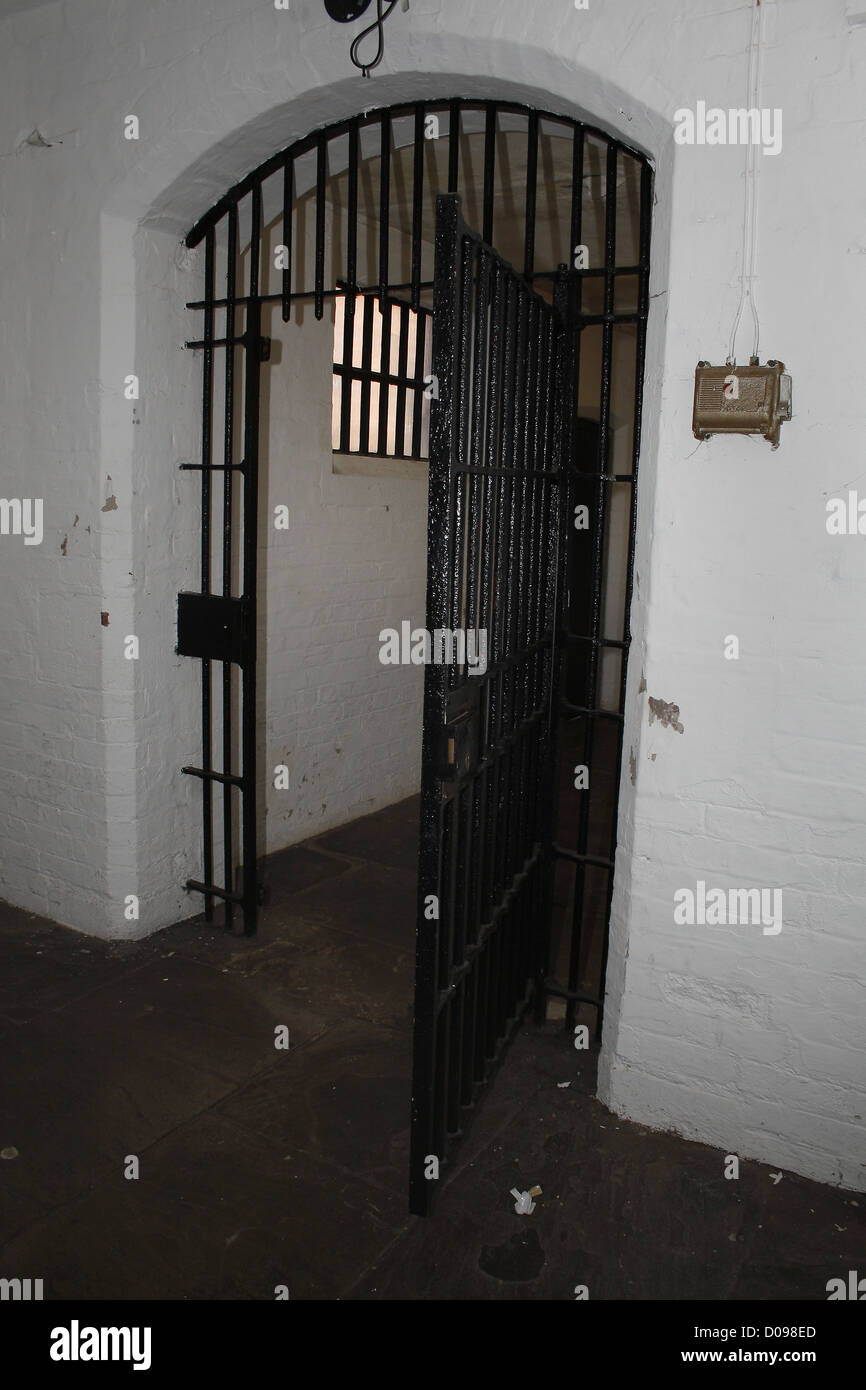 Prison cell doors uk hires stock photography and images Alamy