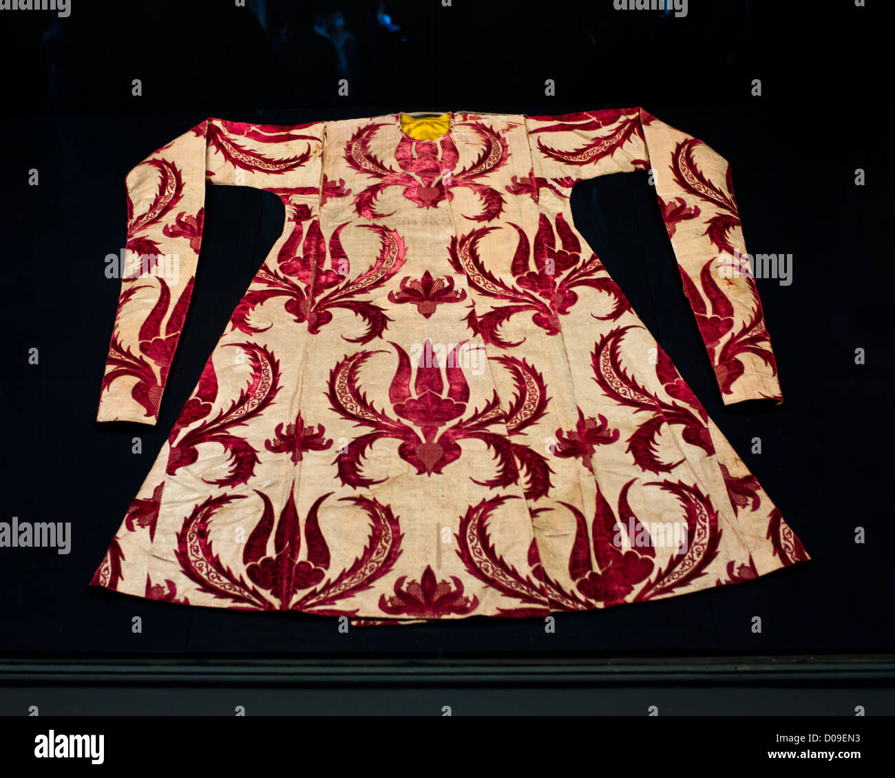 Silk kaftan on display in the Topkapi Stock Photo - Alamy