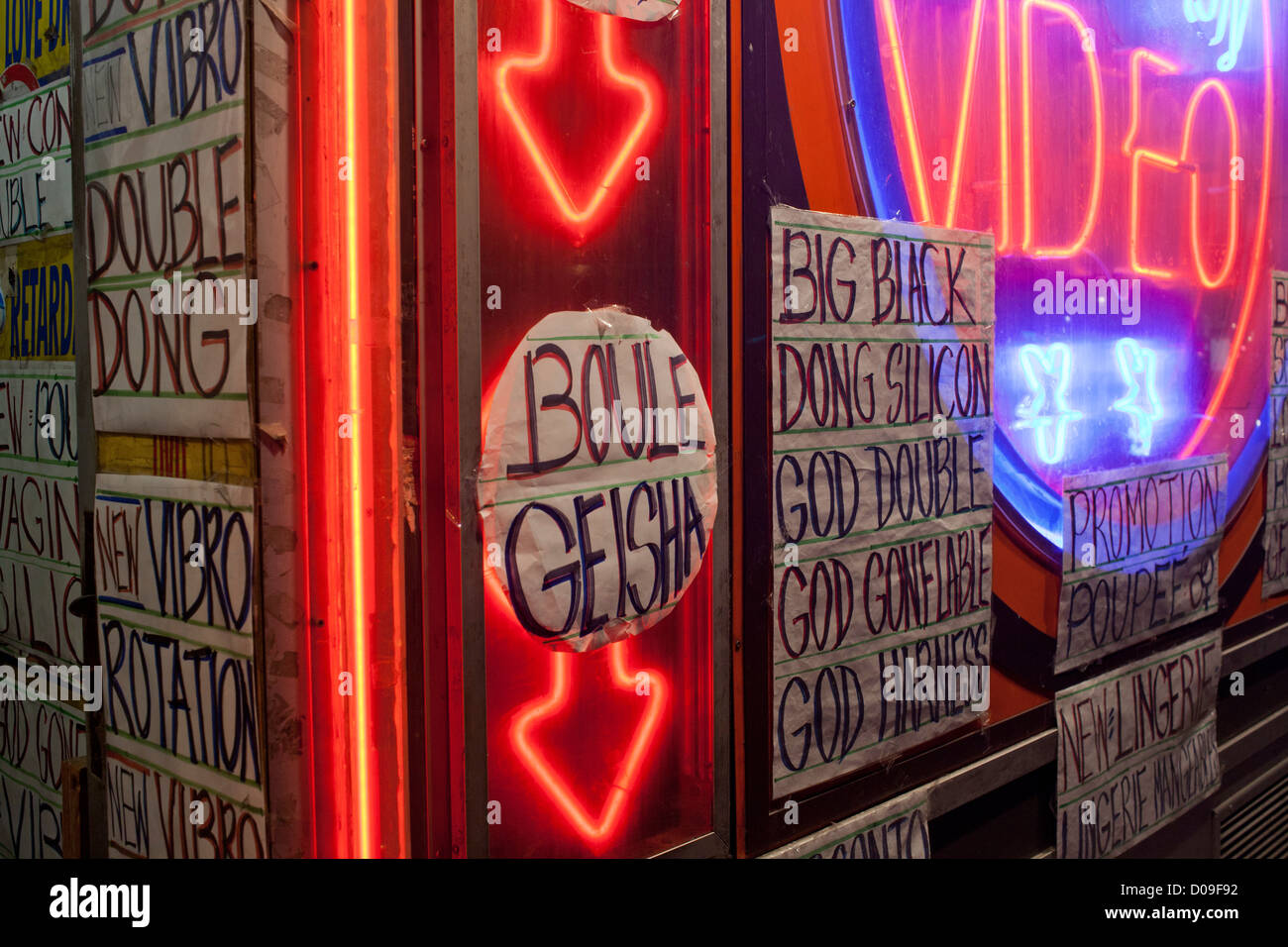 Sex shop near Place Pigalle in Paris, France Stock Photo - Alamy