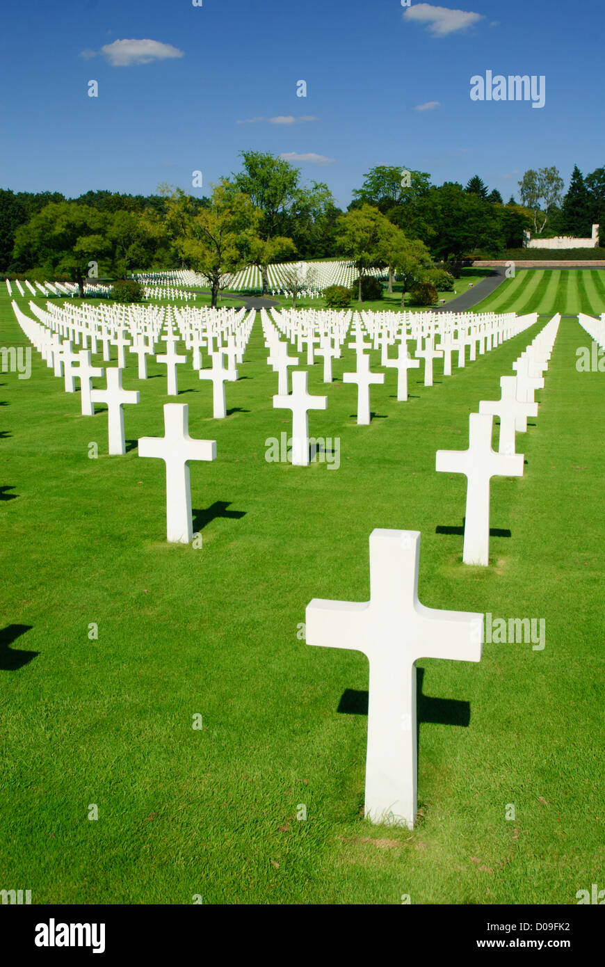 Largest WWII american military cemetery in Europe (10 489 graves