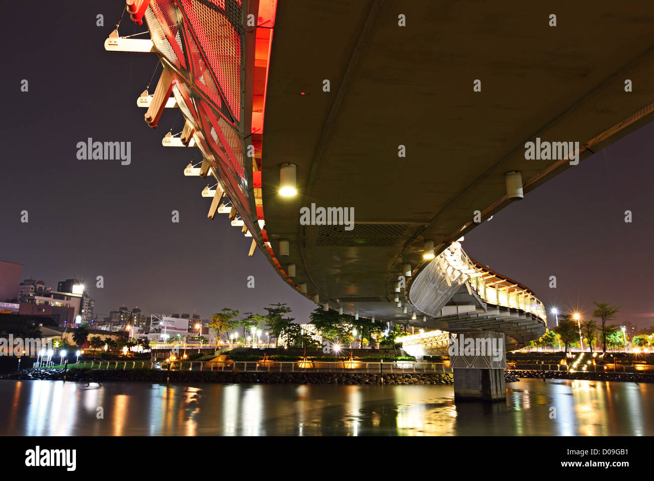 Asian bridge hi-res stock photography and images - Alamy