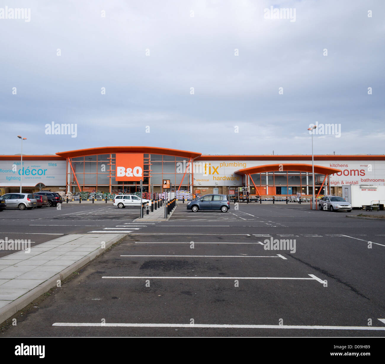B&q diy store hires stock photography and images Alamy