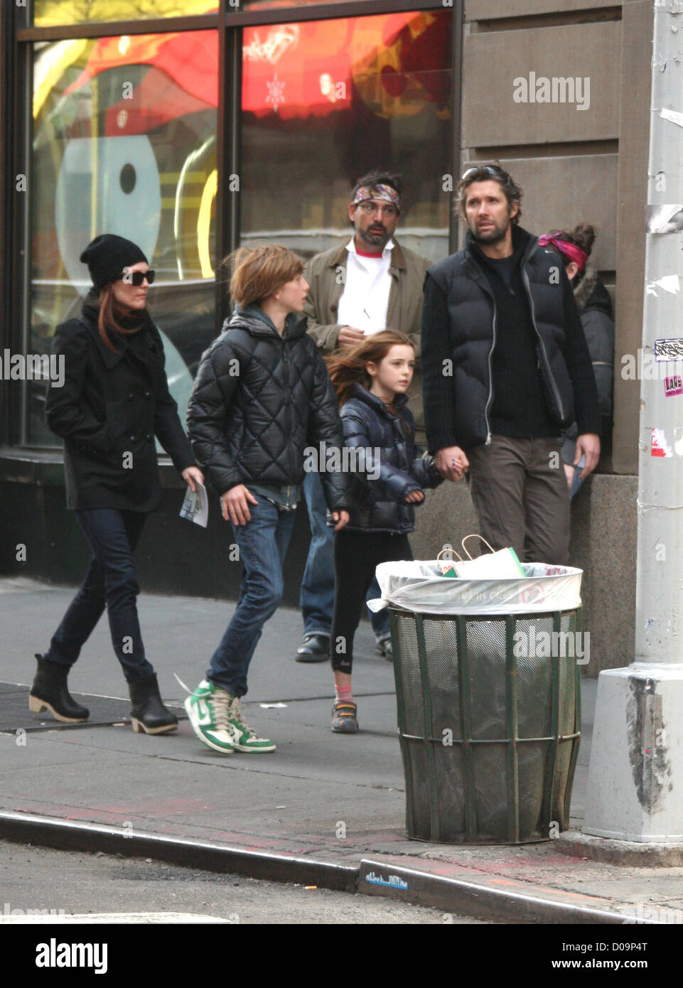 Julianne Moore, with son Caleb daughter Liv and husband Bart Freundlich, out and about in New York New York City, USA - 20.11.10 Stock Photo