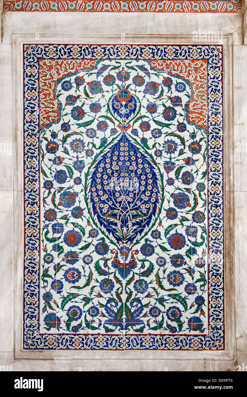 Iznik tiles in Ottoman imperial tomb Ayasofya Istanbul Turkey Stock Photo