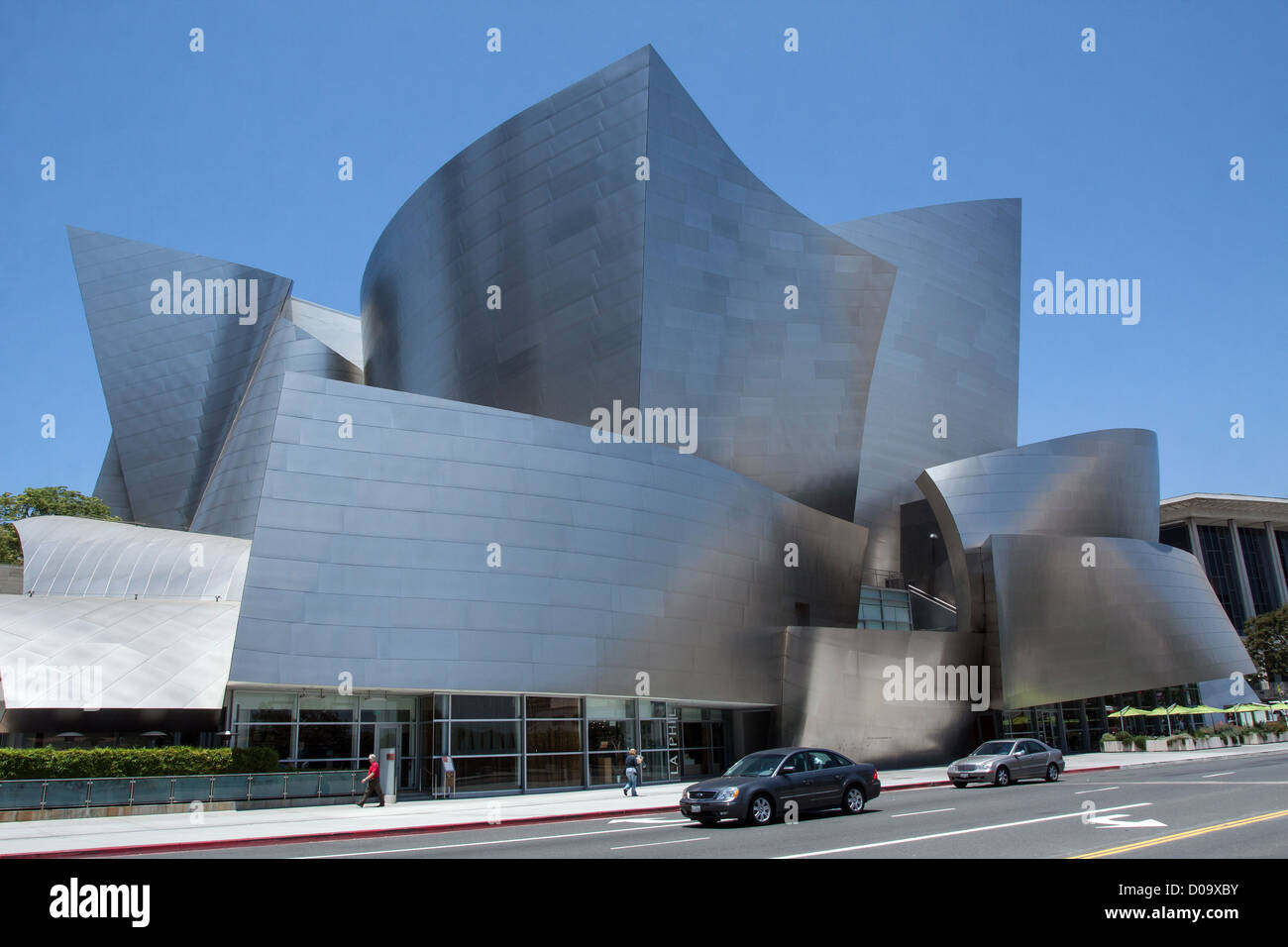 EXTERIOR WALT DISNEY CONCERT HALL BUILT AMERICAN ARCHITECT FRANK GEHRY DOWNTOWN LOS ANGELES CALIFORNIA UNITED STATES USA Stock Photo