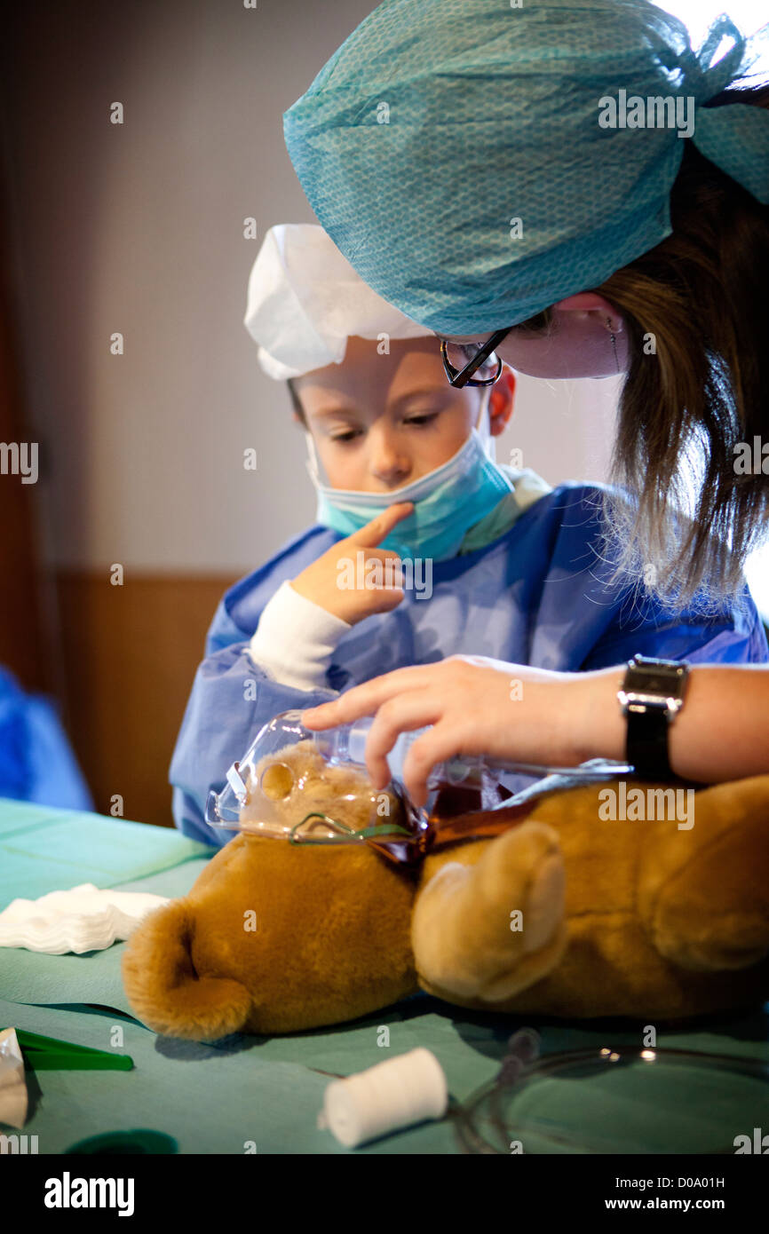 TEDDY BEAR HOSPITAL Stock Photo Alamy