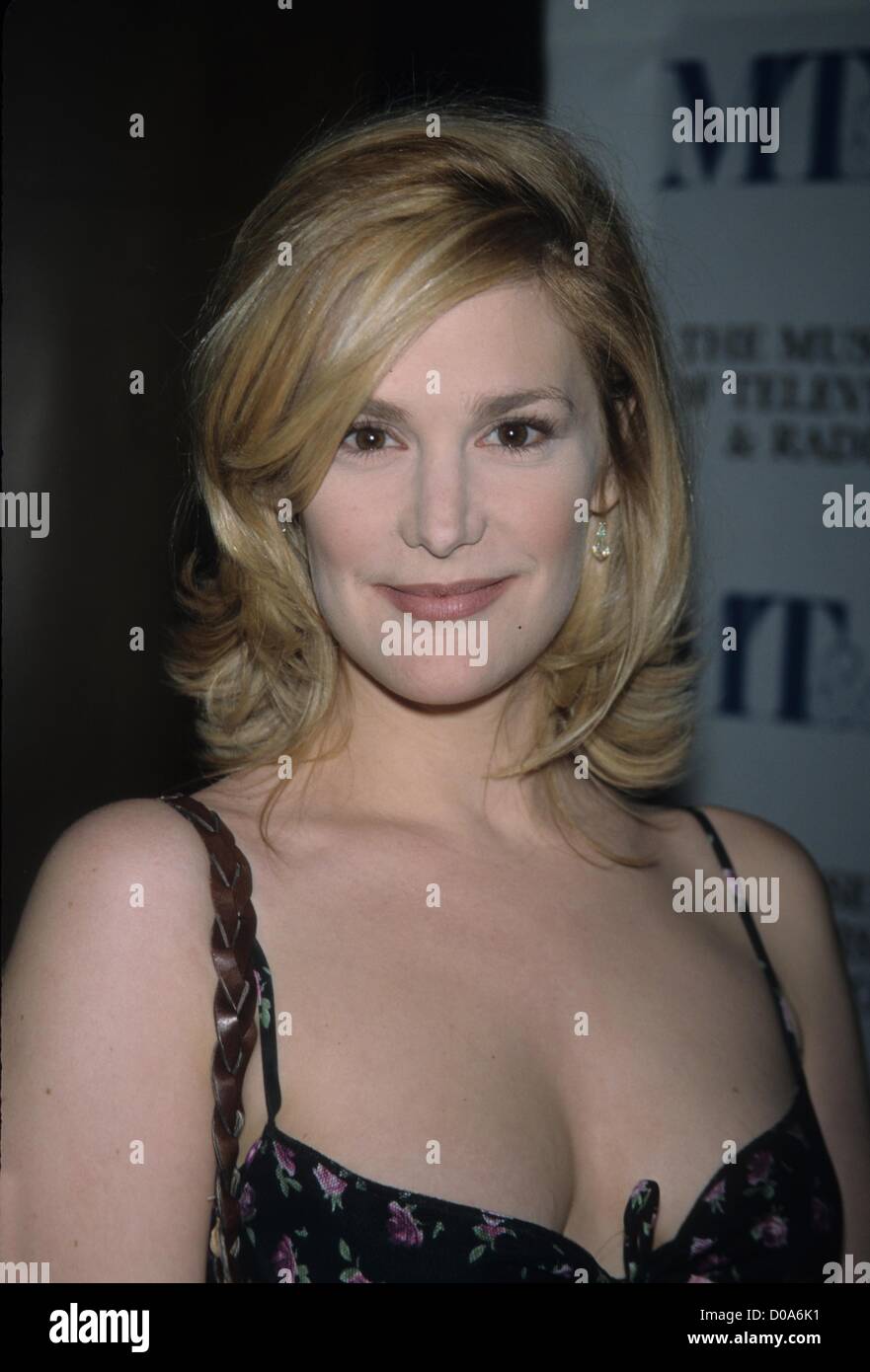 THEA GILL 2002.William S. Paley Television festival Queer as folk DGA in Los Angeles.k24255mr.(Credit Image: © Milan Ryba/Globe Photos/ZUMAPRESS.com) Stock Photo