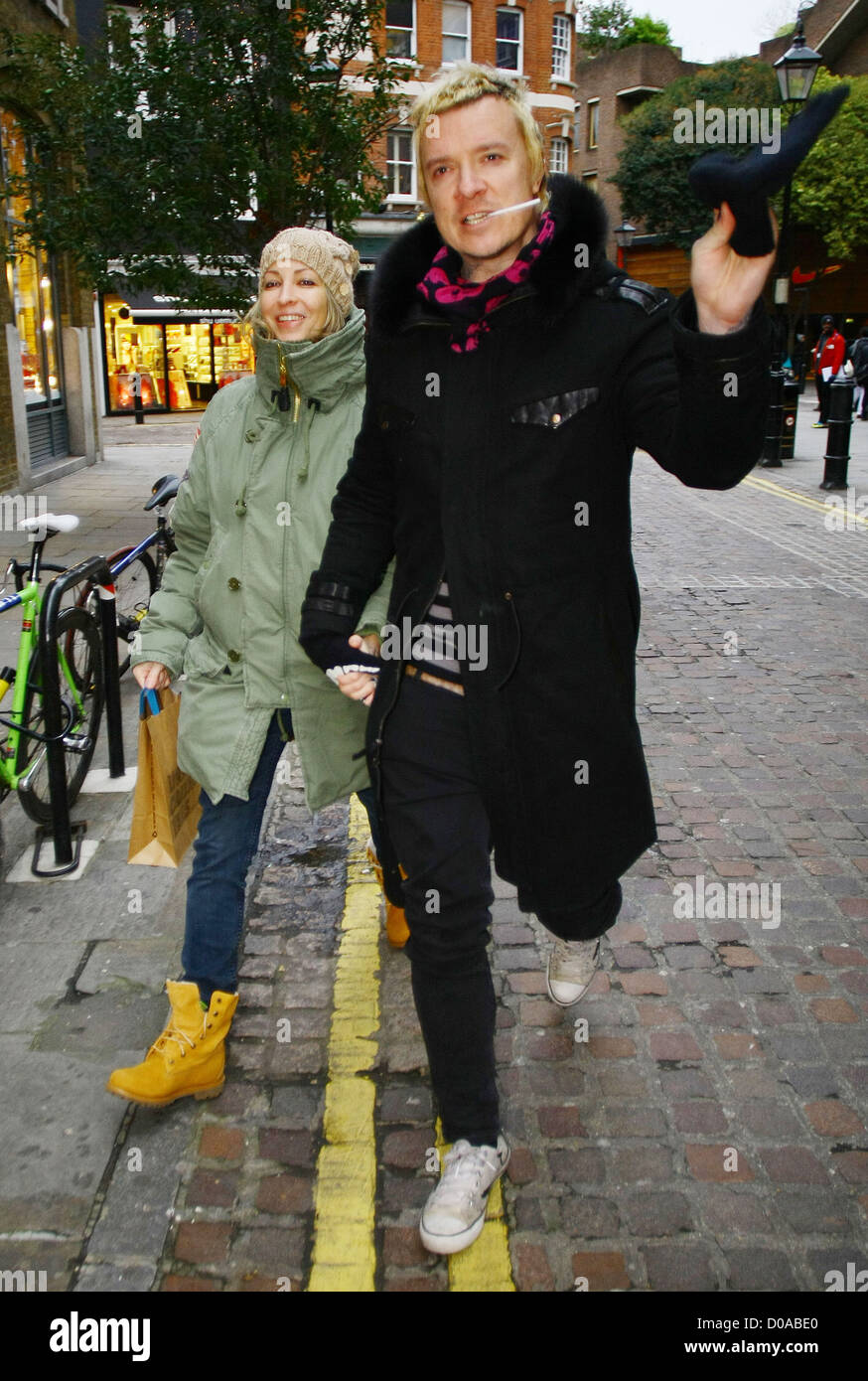 Natalie Appleton and Liam Howlett go shopping together at Urban Outfitters in London London, England - 01.12.10 Stock Photo