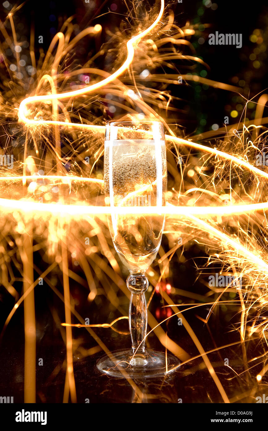 New year card champagne sparkles hi-res stock photography and images ...