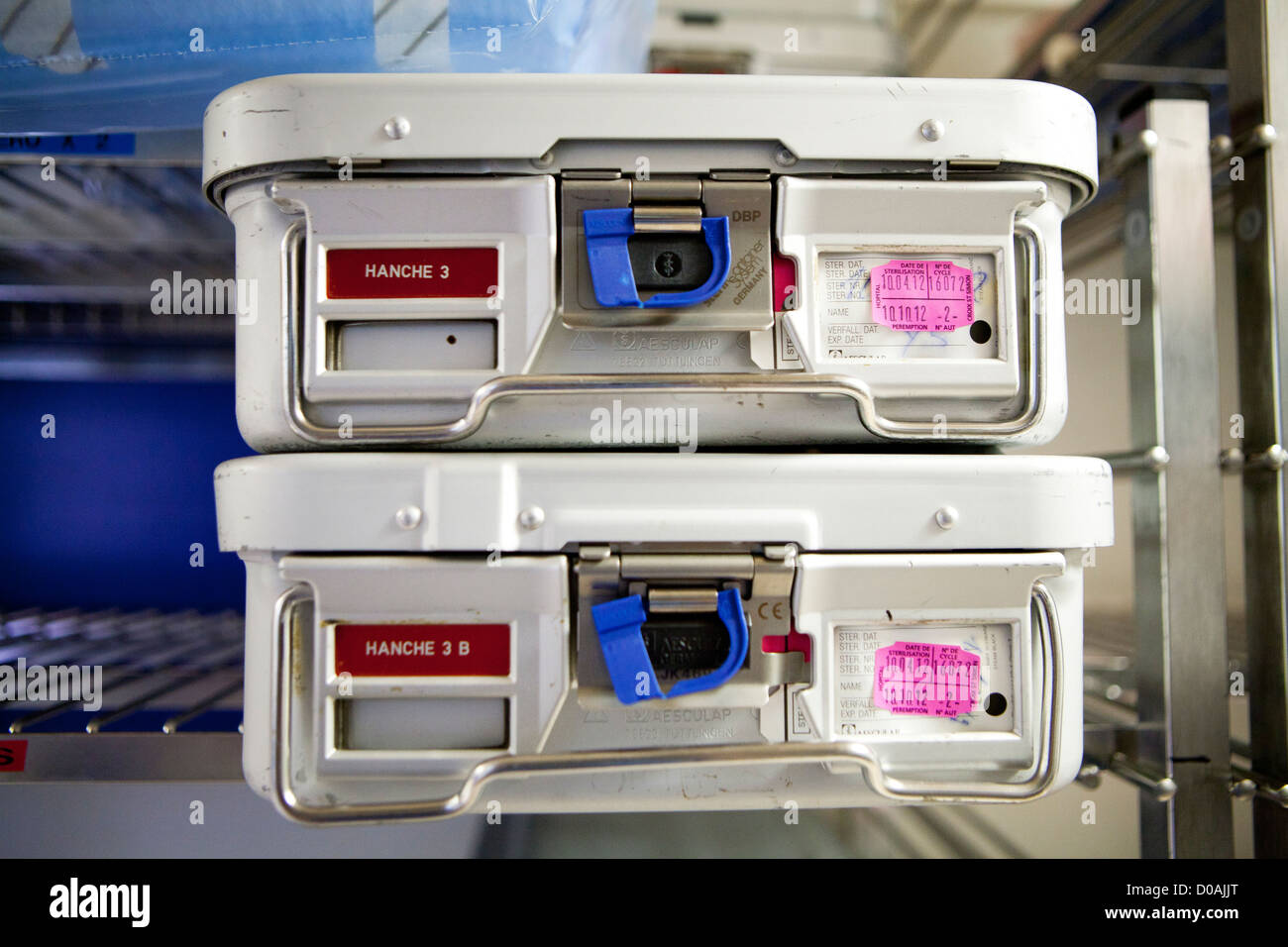 SURGICAL EQUIPMENT Stock Photo