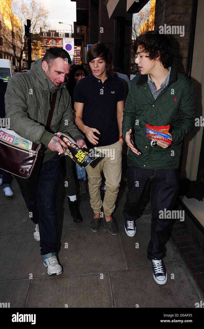 Louis Tomlinson of One Direction arrives at 'The X Factor' rehearsal  studios London, England - 12.11.10 Stock Photo - Alamy