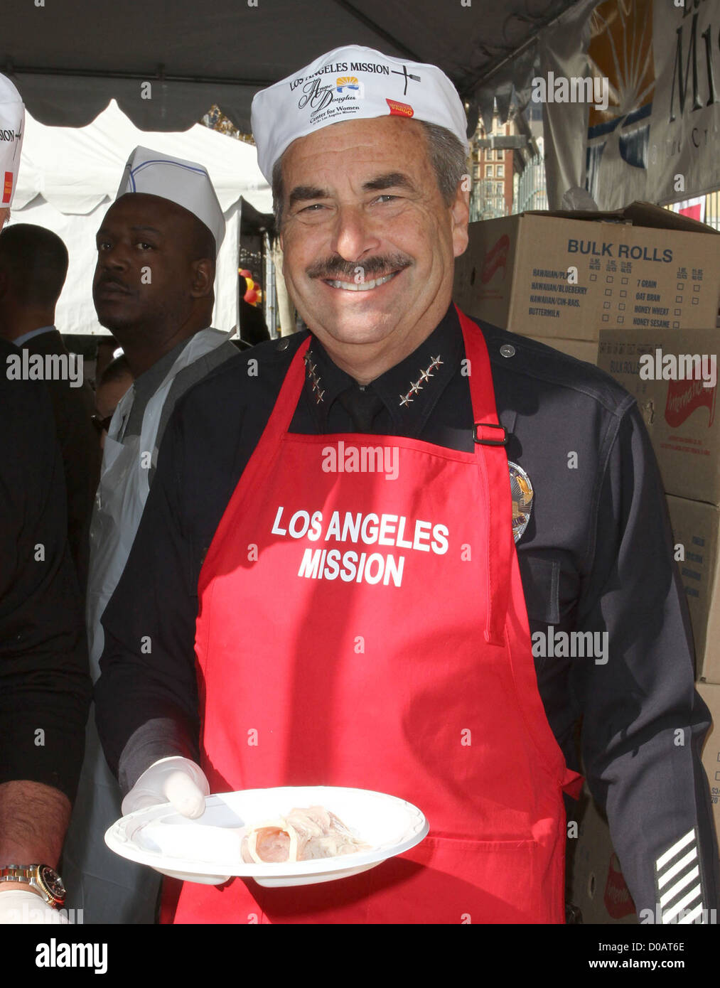 Los Angeles Police Chief Charlie Beck Anne and Kirk Douglas Center host a Thanksgiving Meal for the Homeless held at the Los Stock Photo
