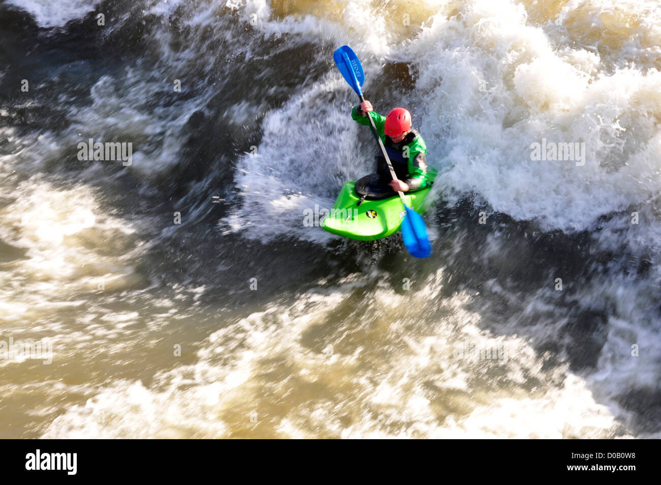 Kayaking on the Thames - Mill end weir - Hambleden - Bucks - bright sunlight Stock Photo