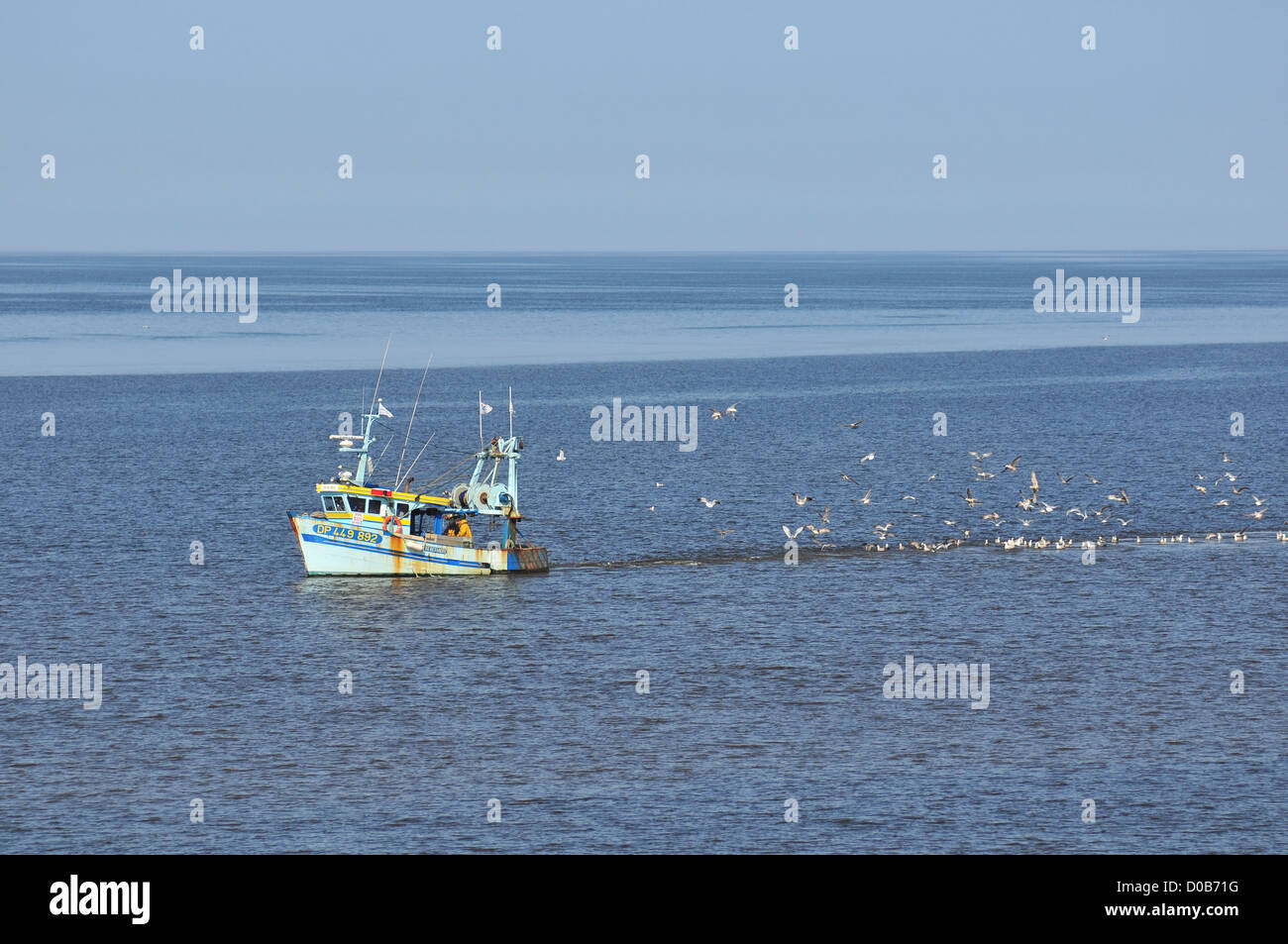 FISHING BOAT OFF THE COAST OF CAYEUX-SUR-MER BAY OF SOMME SOMME (80) FRANCE Stock Photo