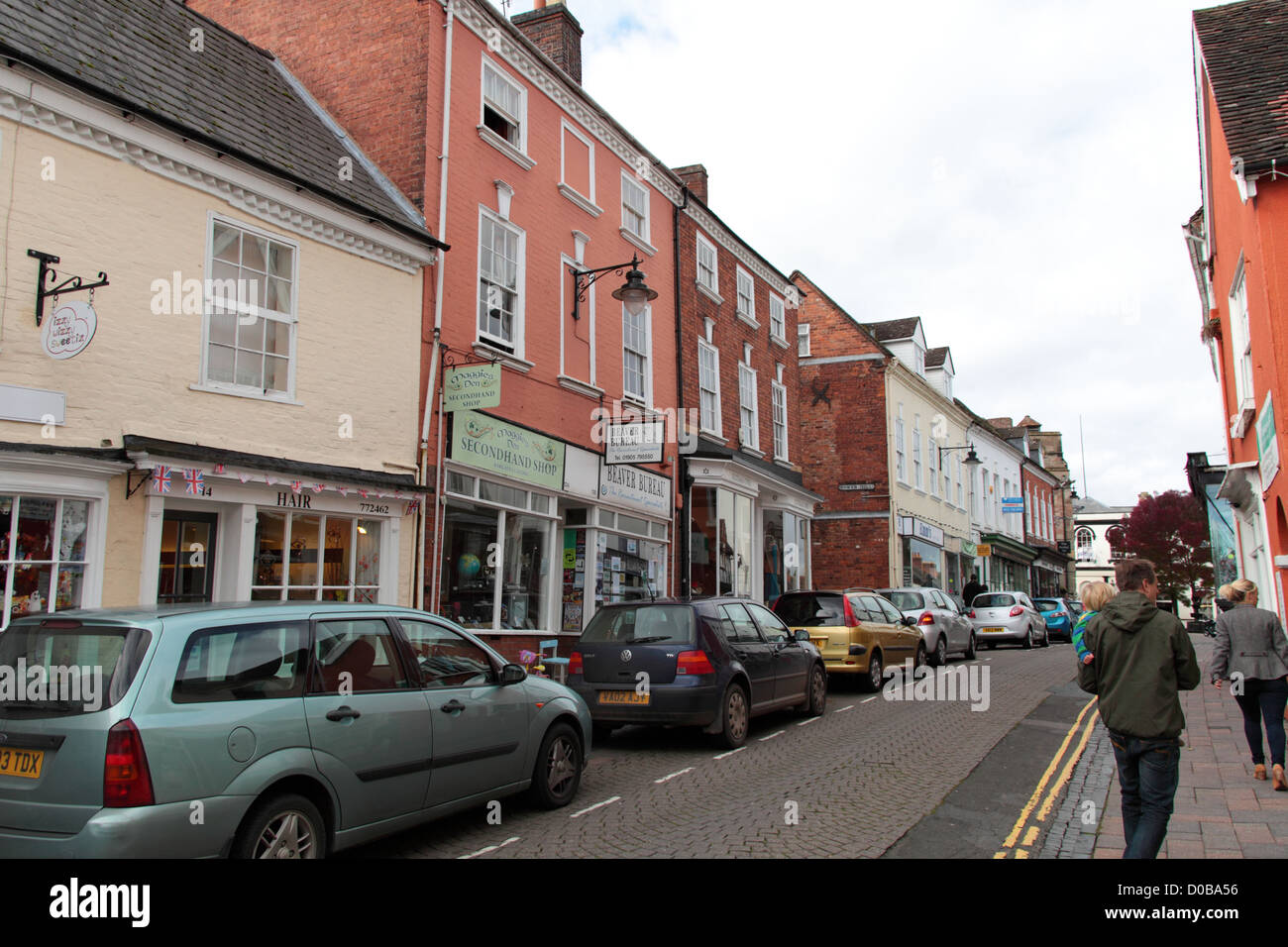 Traditional high street hi-res stock photography and images - Alamy