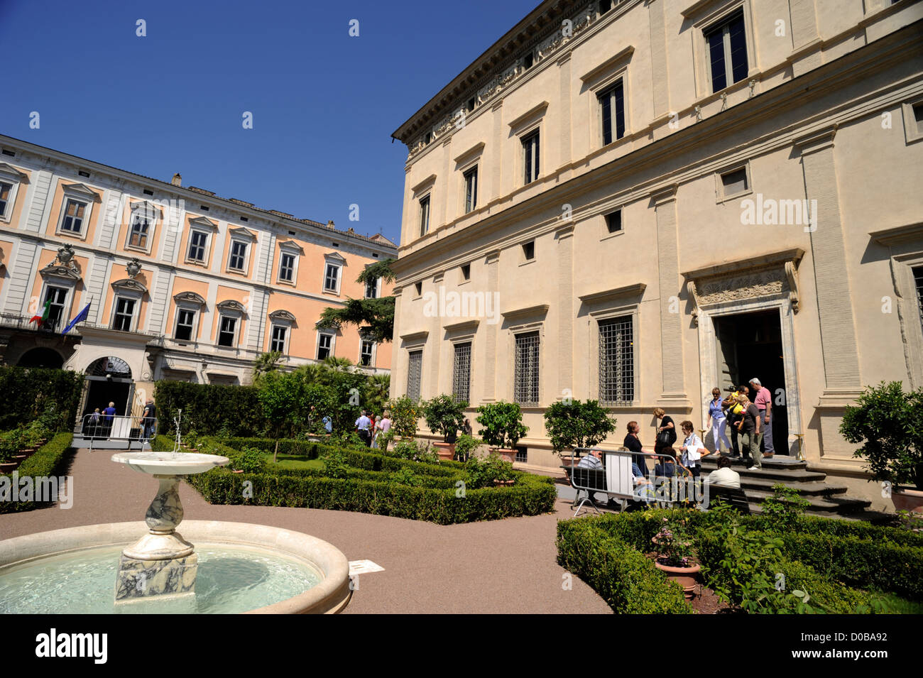 Italy, Rome, Trastevere, Villa Farnesina (Villa Chigi), renaissance garden Stock Photo