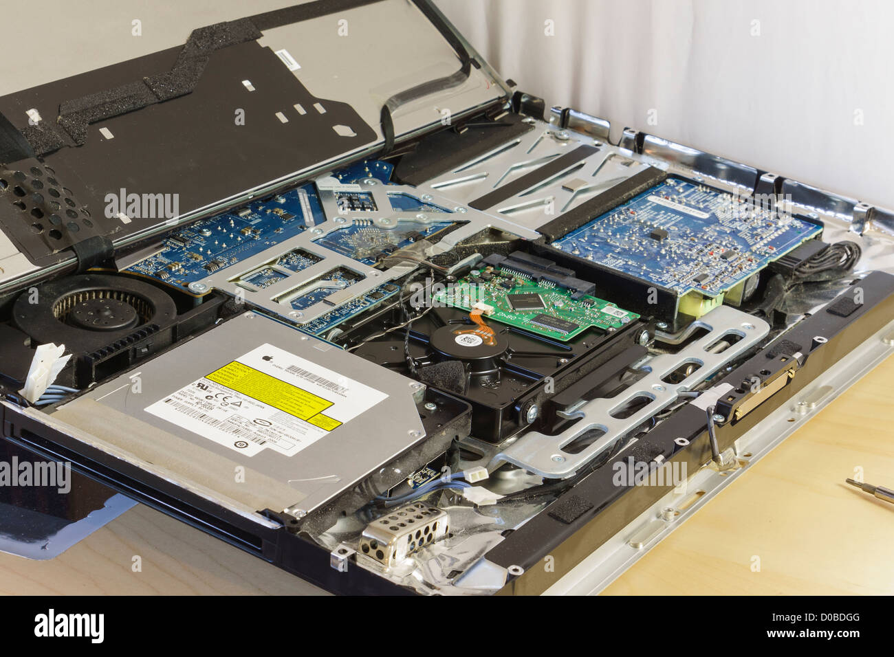 The insides of a 2008 iMac. Replacing the hard drive Stock Photo - Alamy