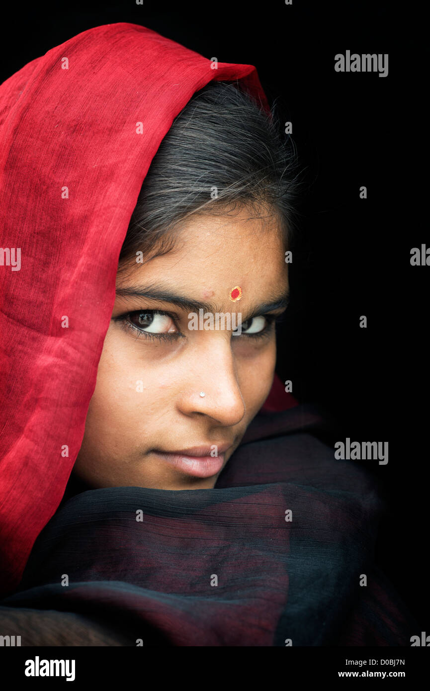 Teenager girl indian 15 hi-res stock photography and images - Alamy