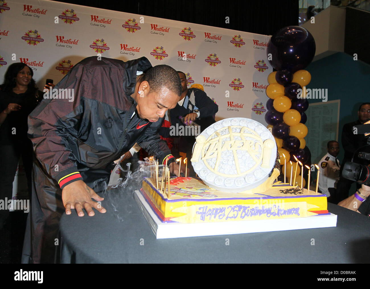 Los Angeles Lakers world champion, Shannon Brown celebrates his 25th  birthday at Millions of Milkshakes Los Angeles, California Stock Photo -  Alamy